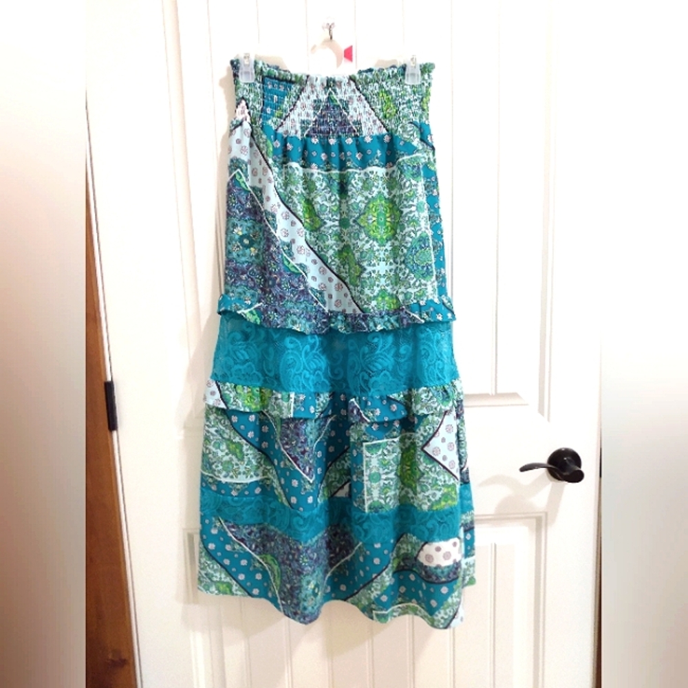 NWOT Sofia Vergara boho chic long maxi skirts